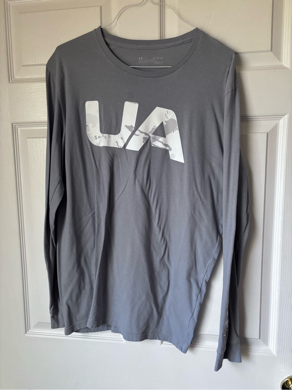 Under Armour Gray Long Sleeve UA Graphic Tee